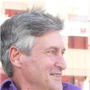 Funcionario judicial, licenciado en Derecho.Doy clases preparación oposiciones a la Administración de justicia